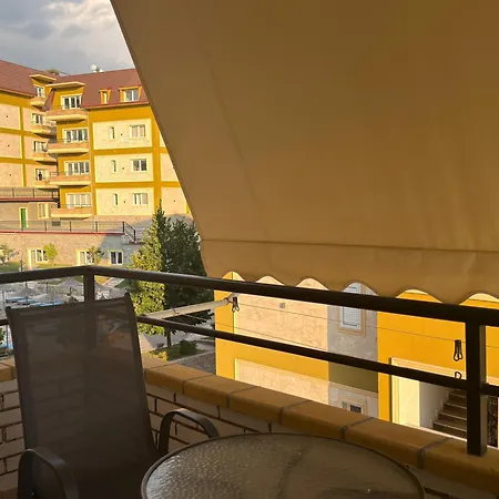 Apartamento Luxury With A Swimming Pool Tirana